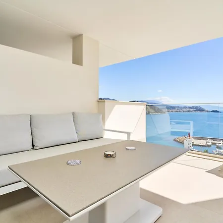 Icon Marina D